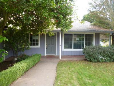 7182 E Waterloo Rd, Stockton, CA 95215 photo 3