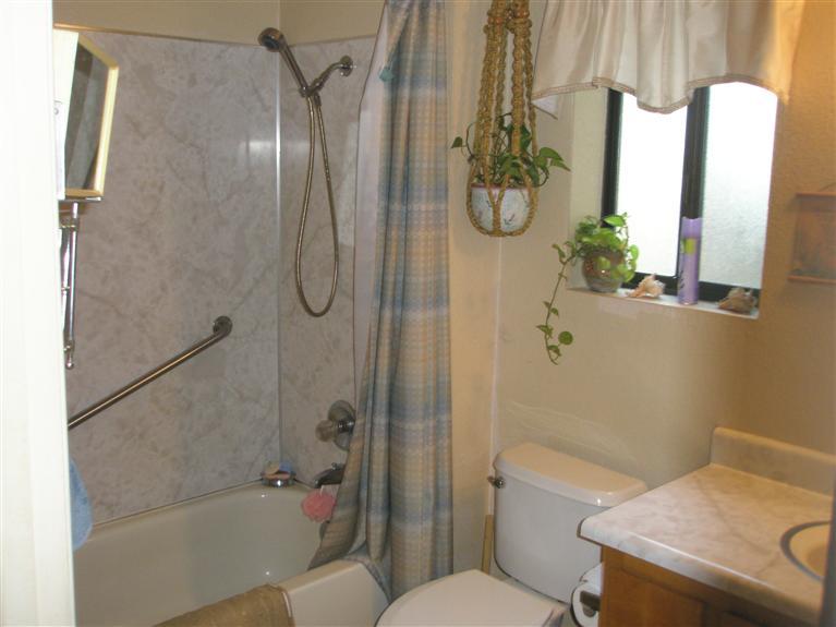 703 Reading St, Folsom, CA 95630 photo 11