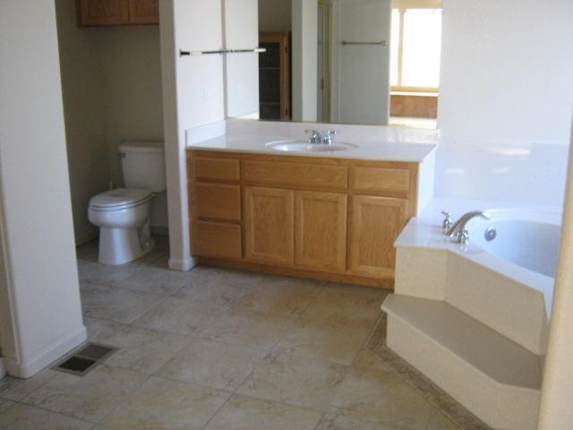 1571 Jacob Ave, Ripon, CA 95366 photo 5