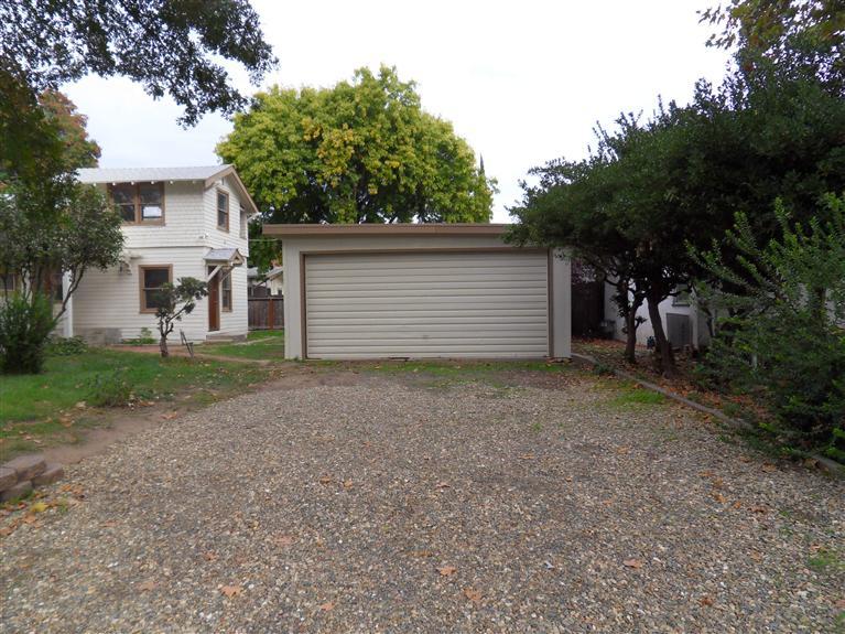 703 Burke Ave, Modesto, CA 95350 photo 3
