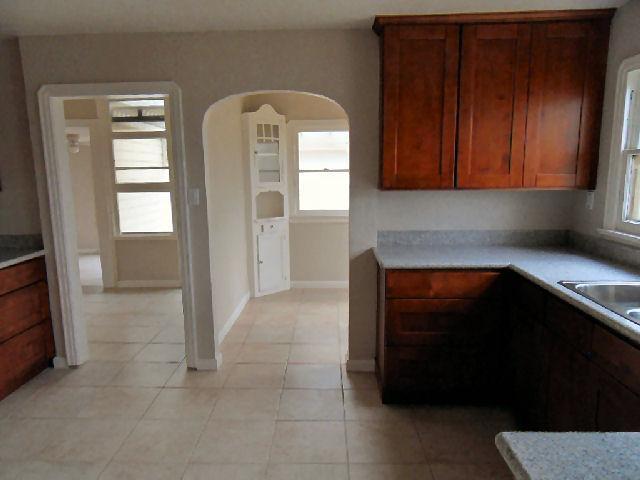703 Burke Ave, Modesto, CA 95350 photo 10