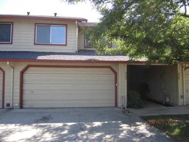 242 Tiffany Cir, Ripon, CA 95366 photo 1