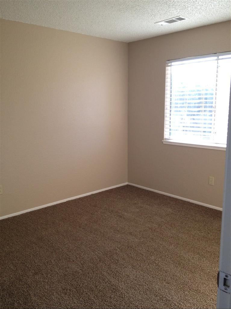 468 Cherry Ln #e, Manteca, CA 95337 photo 4