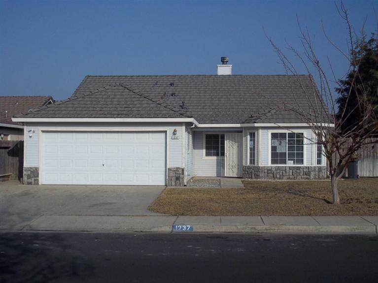 1237 Pecan Way, Turlock, CA 95380 photo 1