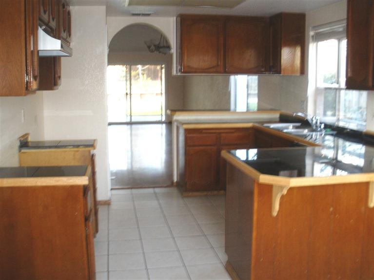 3957 Big Cloud Way, Antelope, CA 95843 photo 2