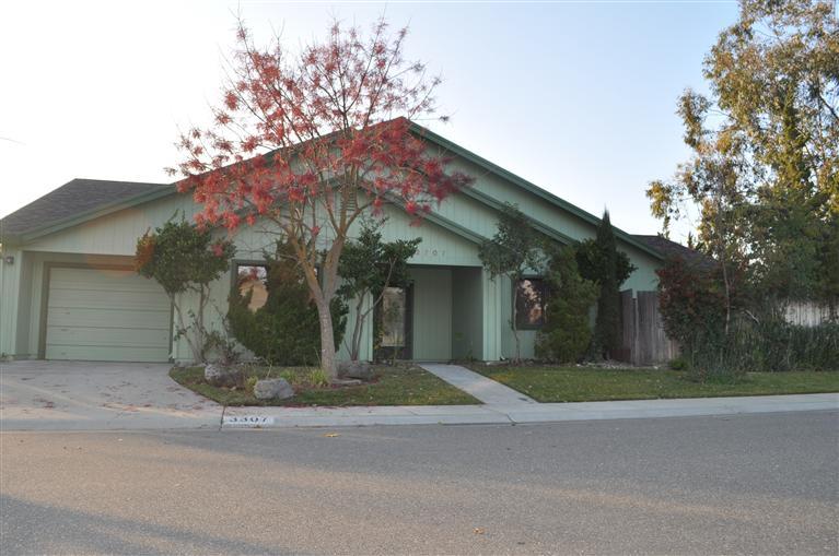 3307 Curlew St, Davis, CA 95616 photo 1