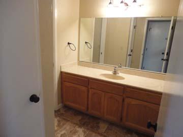 5715 John Richard Ct, Carmichael, CA 95608 photo 9