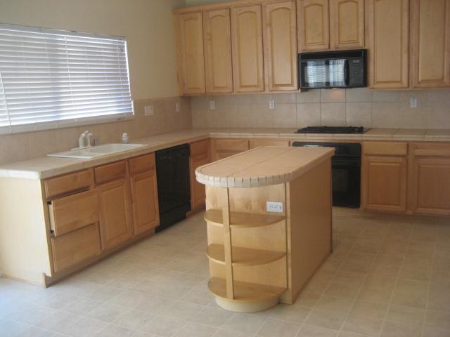 260 Siltstone Ave, Lathrop, CA 95330 photo 2