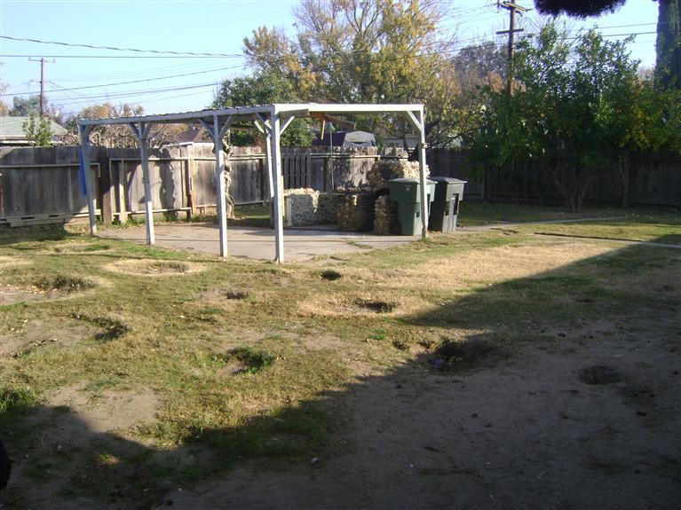2704 Garvey Ave, Modesto, CA 95350 photo 2