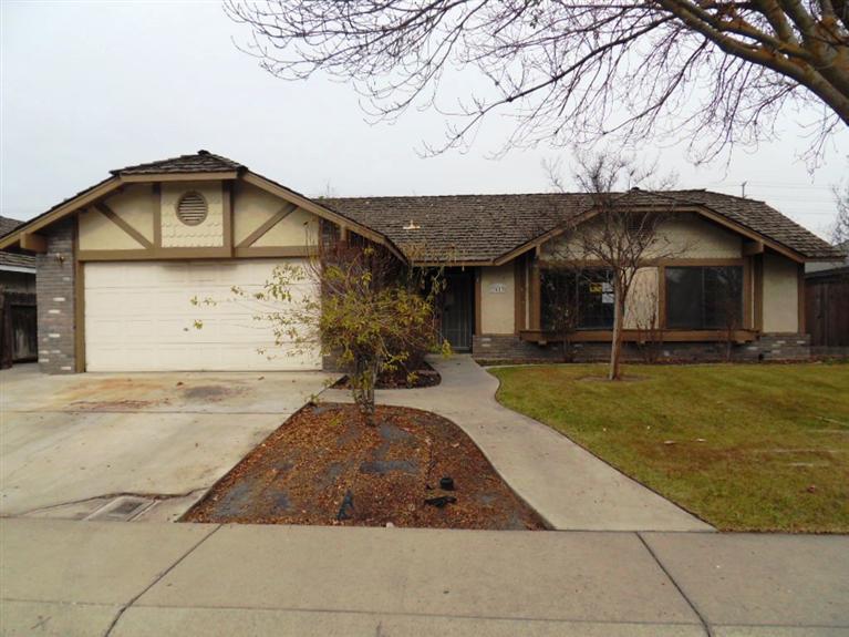 3613 Wild Palms Dr, Modesto, CA 95355 photo 1