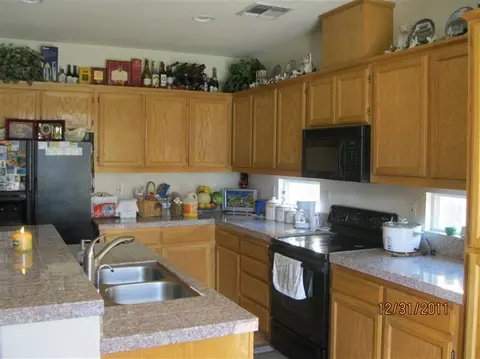 1164 Dover Ln, Tracy, CA 95377 photo 8