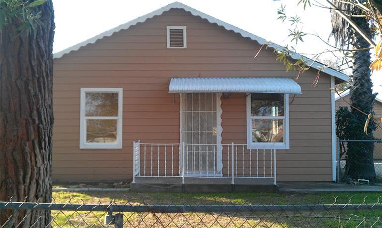 217 Orchard Ave, Modesto, CA 95354 photo 1