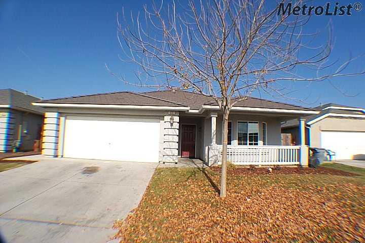 623 Amanda Ct, Merced, CA 95341 photo 1