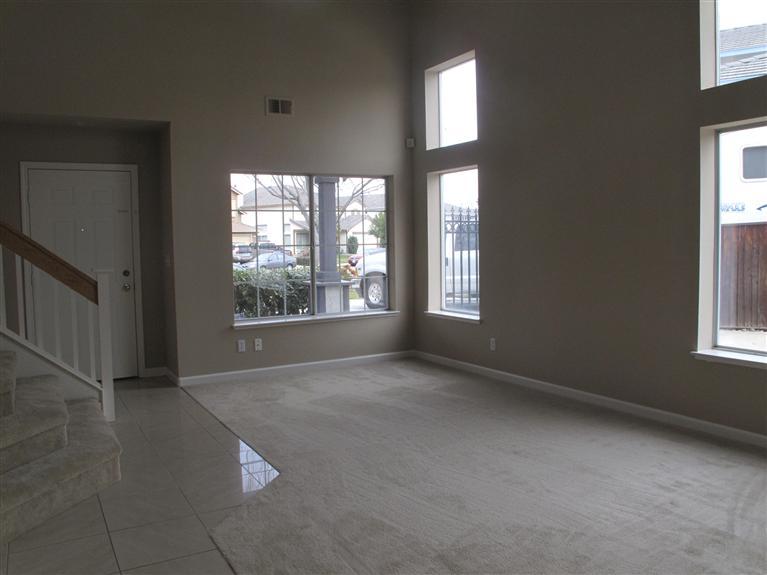 1492 Whittingham Dr, Tracy, CA 95377 photo 3