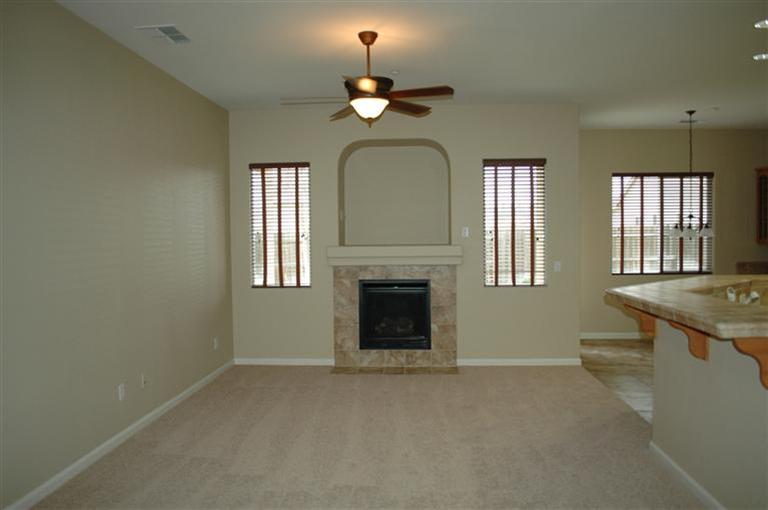 449 Sparrow Dr, Galt, CA 95632 photo 9