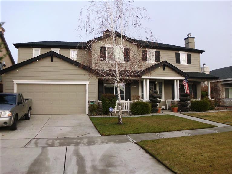 411 Memory Ln, Turlock, CA 95382 photo 1