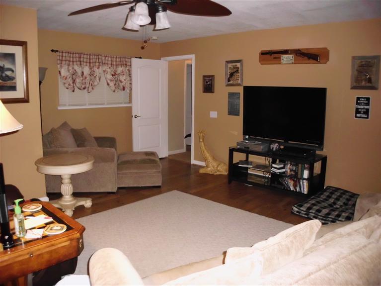 411 Memory Ln, Turlock, CA 95382 photo 14