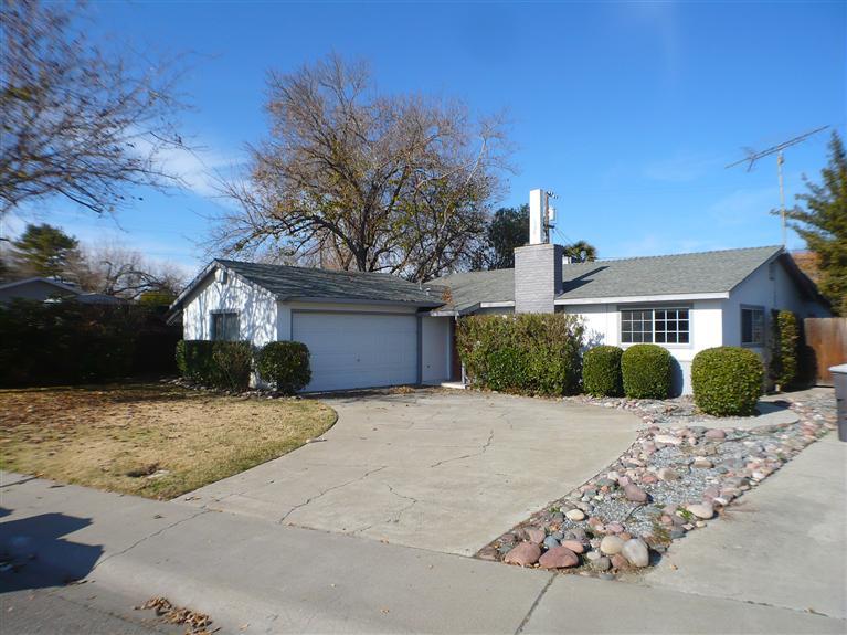 15 E 20th St, Tracy, CA 95376 photo 1