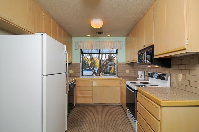 3217 Cabriolet Ct, Carmichael, CA 95608 photo 8
