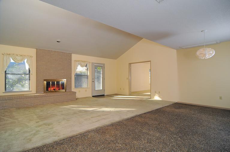 3217 Cabriolet Ct, Carmichael, CA 95608 photo 5