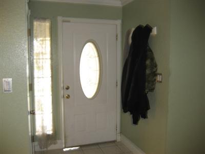 2032 Seattle St, Modesto, CA 95358 photo 2
