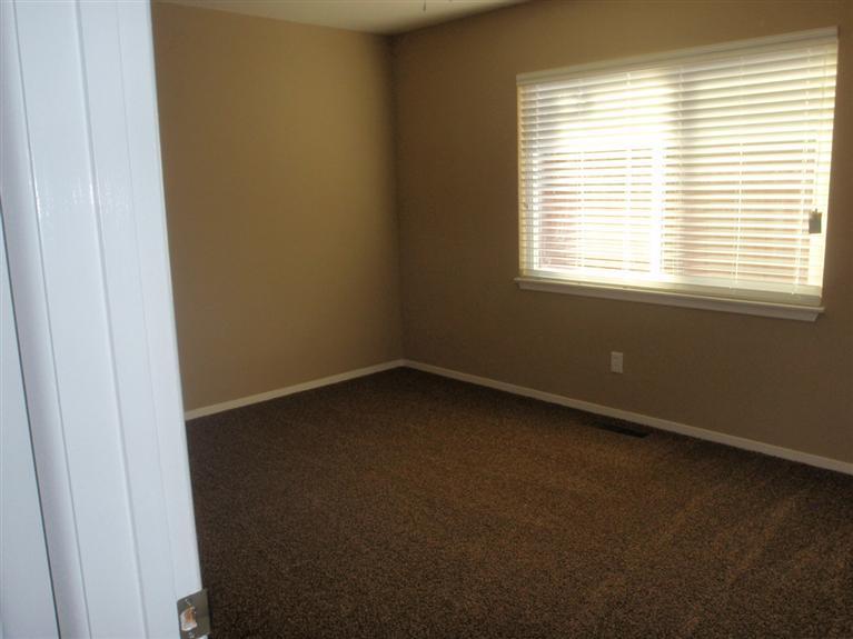 740 Daisy Ave, Lodi, CA 95240 photo 7