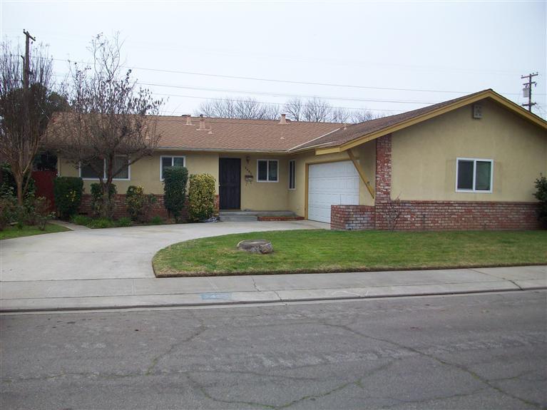 2405 Teri Ln, Modesto, CA 95350 photo 1