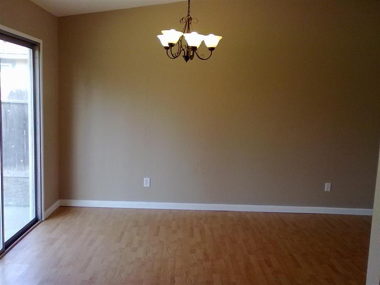 925 Marshall Ave, Modesto, CA 95351 photo 6