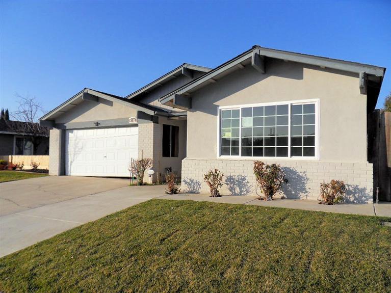 4145 Goldust Dr, Modesto, CA 95355 photo 2