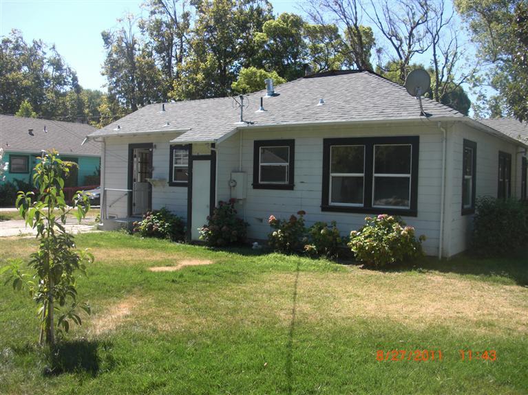 1149 First Ave, Walnut Grove, CA 95690 photo 2