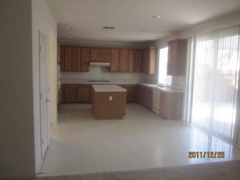 4201 Loretelli Ct, Modesto, CA 95356 photo 4