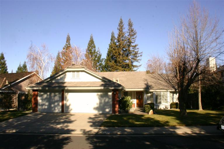 104 Ferrera Dr, Folsom, CA 95630 photo 1