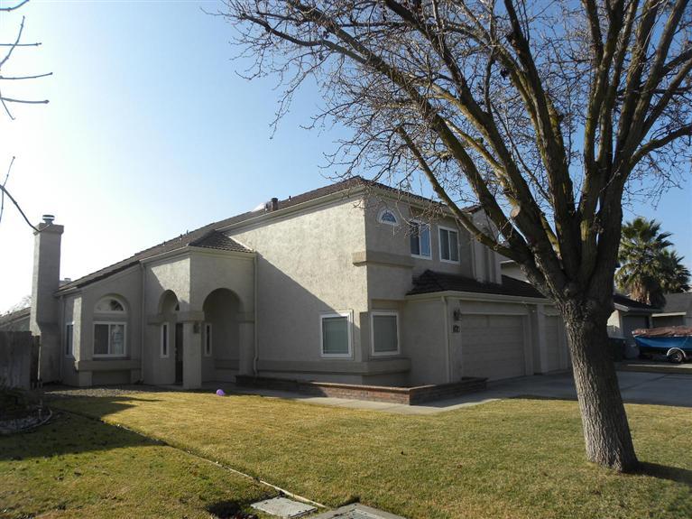 2424 Merle Ave, Modesto, CA 95355 photo 1