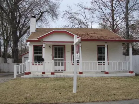 1345 Wall St, Tracy, CA 95376 photo 1
