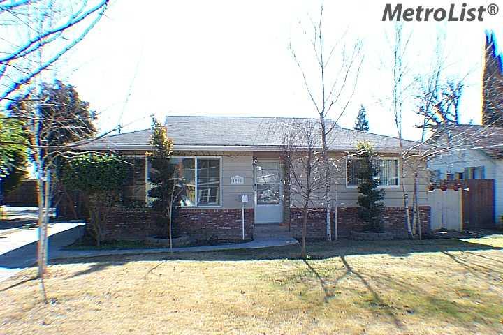 1900 E Marshall St, Turlock, CA 95380 photo 1