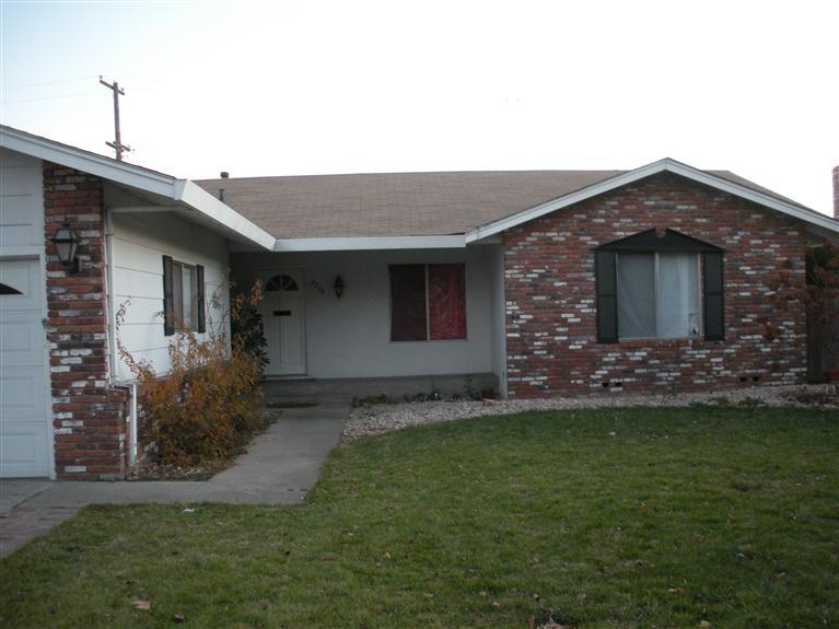 2260 E Canal Dr, Turlock, CA 95380 photo 1