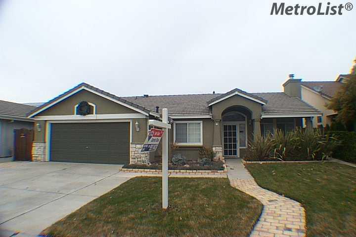 795 Sugar Pine Dr, Lathrop, CA 95330 photo 1