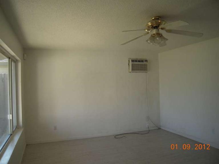 5729 Hesper Way, Carmichael, CA 95608 photo 2