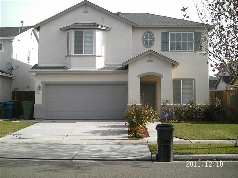 3302 Dewar Ln, Turlock, CA 95382 photo 2