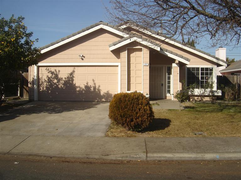 717 Marin Ave, Modesto, CA 95358 photo 1