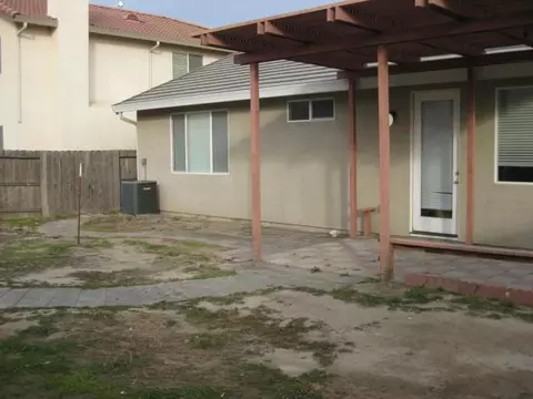 74 Travertine Ct, Lathrop, CA 95330 photo 12
