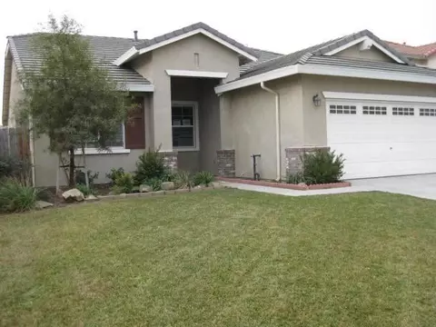 74 Travertine Ct, Lathrop, CA 95330 photo 2