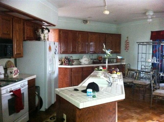 3633 Jarena Dr, Modesto, CA 95357 photo 4