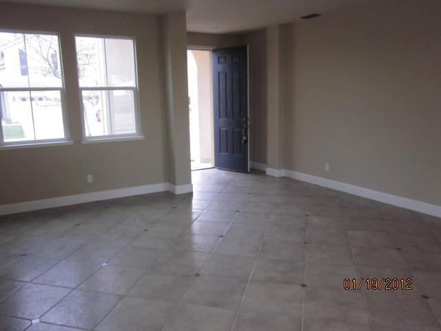 10762 Westerly Dr, Mather, CA 95655 photo 2