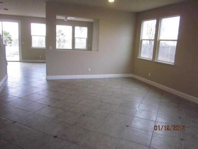 10762 Westerly Dr, Mather, CA 95655 photo 3