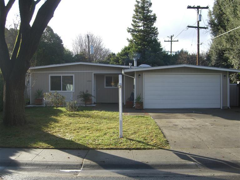 1704 Drexel Dr, Davis, CA 95616 photo 2