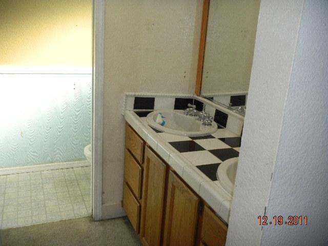 709 Mamilane, Modesto, CA 95351 photo 8