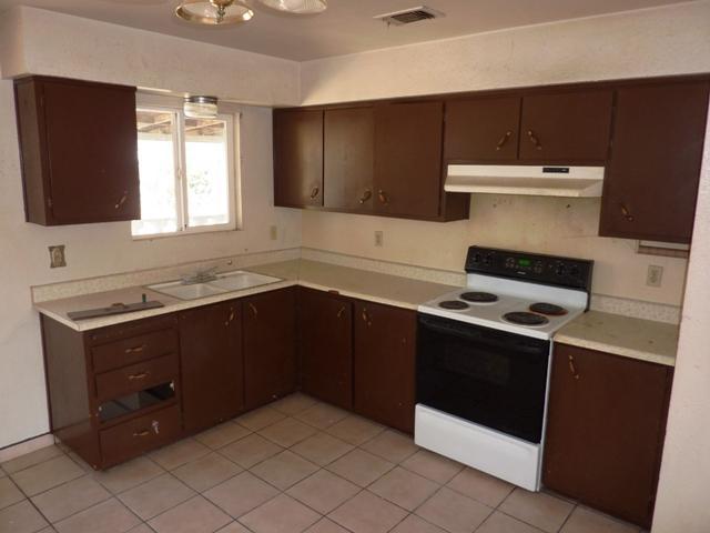 241 Dover Dr, Galt, CA 95632 photo 3