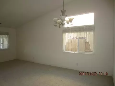 716 Bobcat Ln, Manteca, CA 95336 photo 3