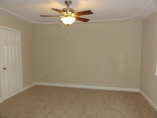 543 Spur Ct, Merced, CA 95341 photo 9